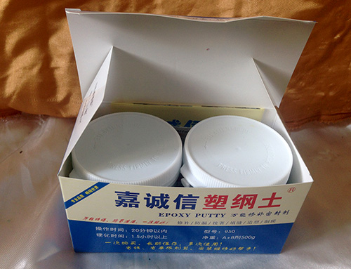 復合型膠粘劑